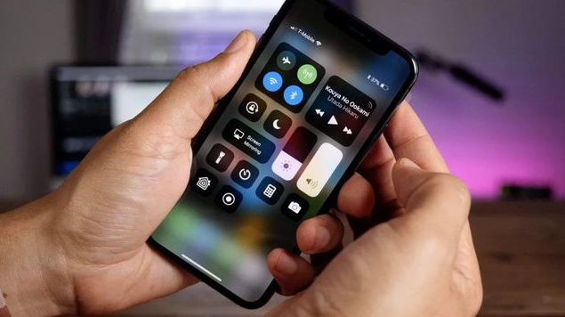 鹤壁苹果手机维修分享iPhone 12信号差怎么办 